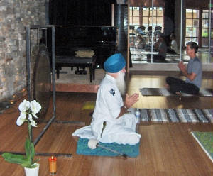 Kundalini Yoga with Sukhmandir Singh